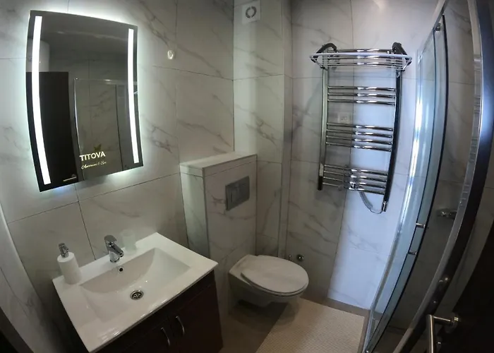 Perla Titova Appartamento *